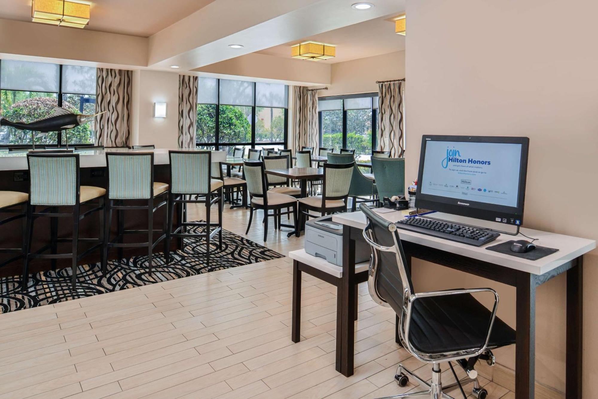 Hampton Inn Vero Beach Outlets Exterior foto